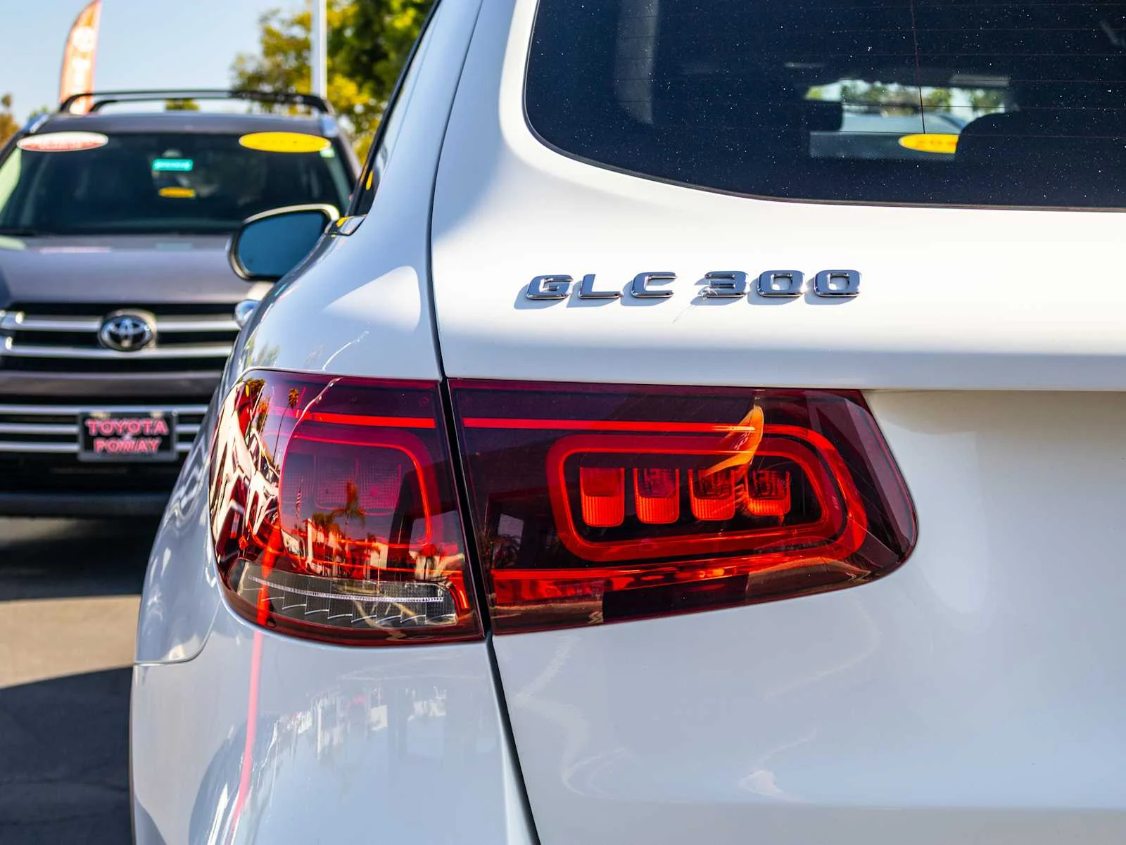 Used 2020  Mercedes-Benz GLC 300 image 12