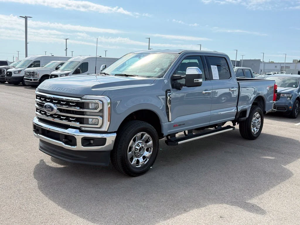 Used 2025 Gray Ford Lariat image 41