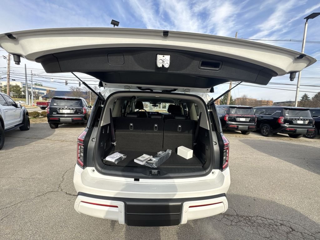 New 2026 Aspen White TriCoat Nissan SV image 23