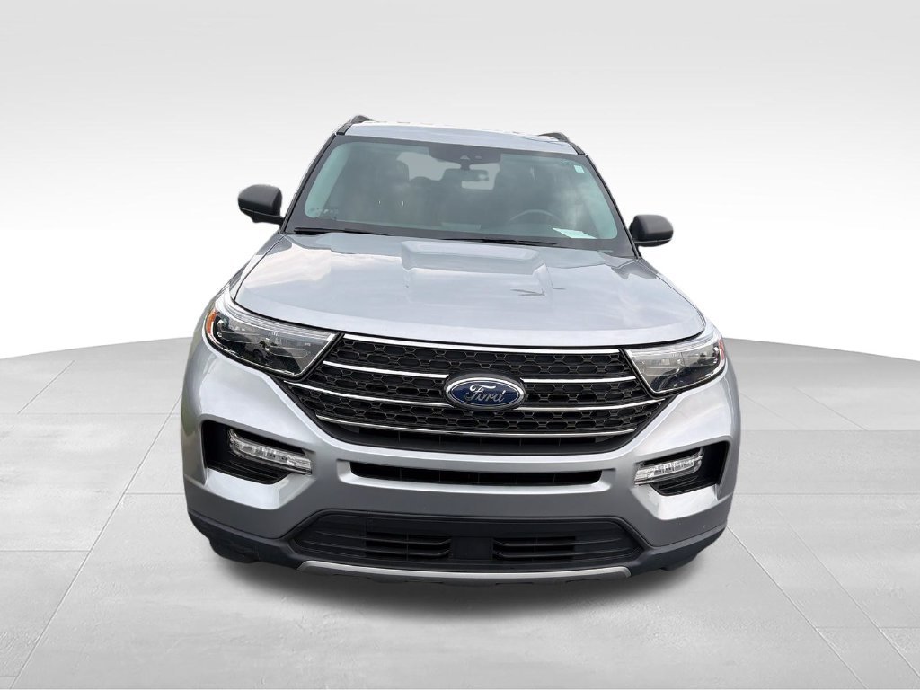 Used 2022 Silver Ford XLT image 8
