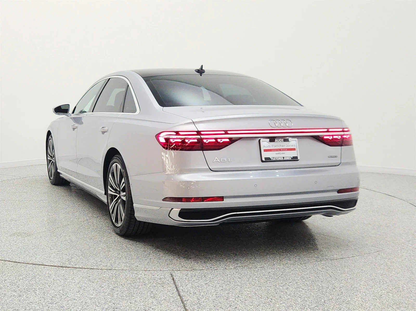 Used 2023 Florett Silver Metallic Audi L 55 TFSI quattro image 7