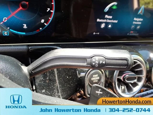 Used 2022 White Mercedes-Benz GLA 250 image 26