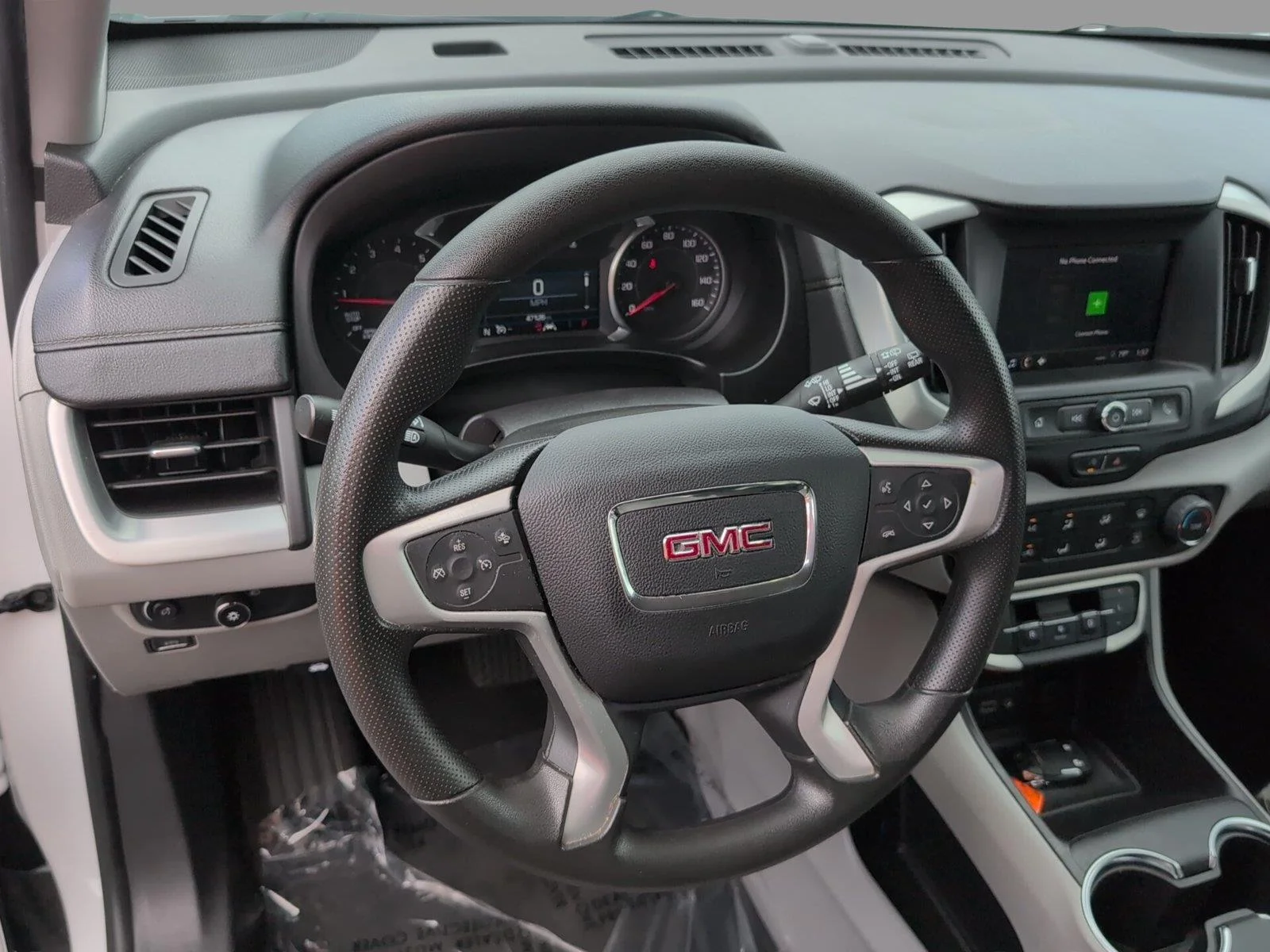 Used 2024 Summit White GMC SLE image 4