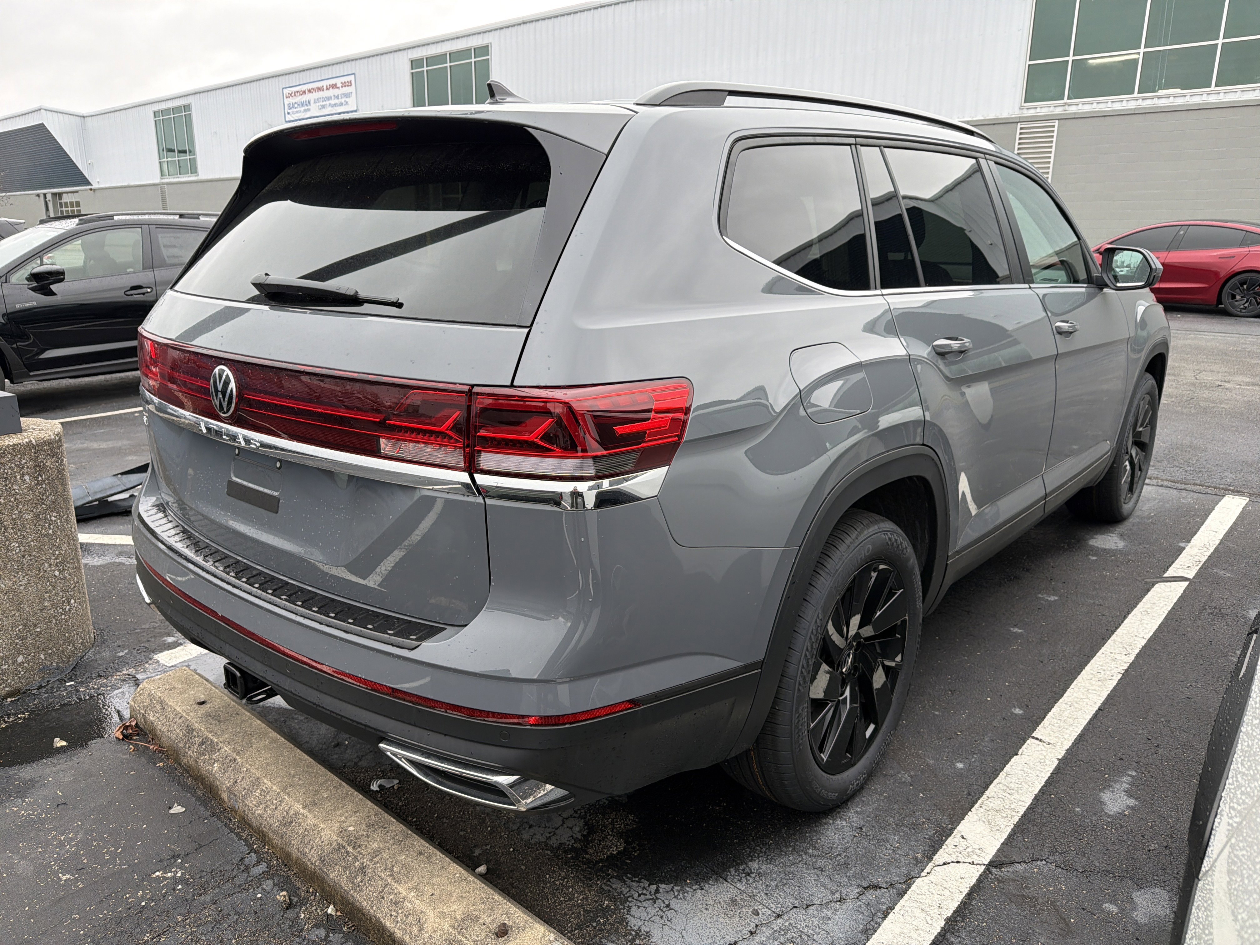 New 2026 Pure Gray Volkswagen 2.0T SE w/Technology image 7