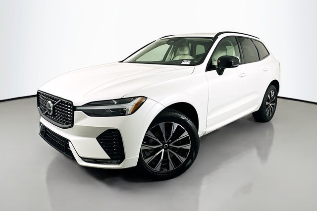 2024 Volvo XC60 Core Dark Theme