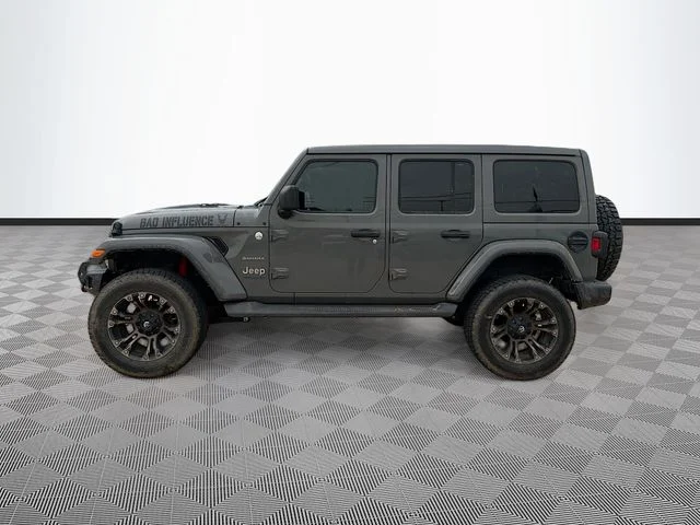 Used 2020 Gray Jeep Unlimited Sahara image 4