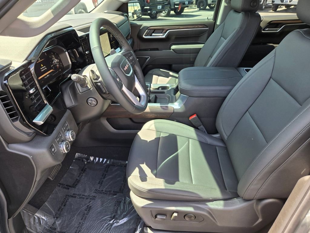 2026 GMC Sierra 1500 SLT - Photo 6