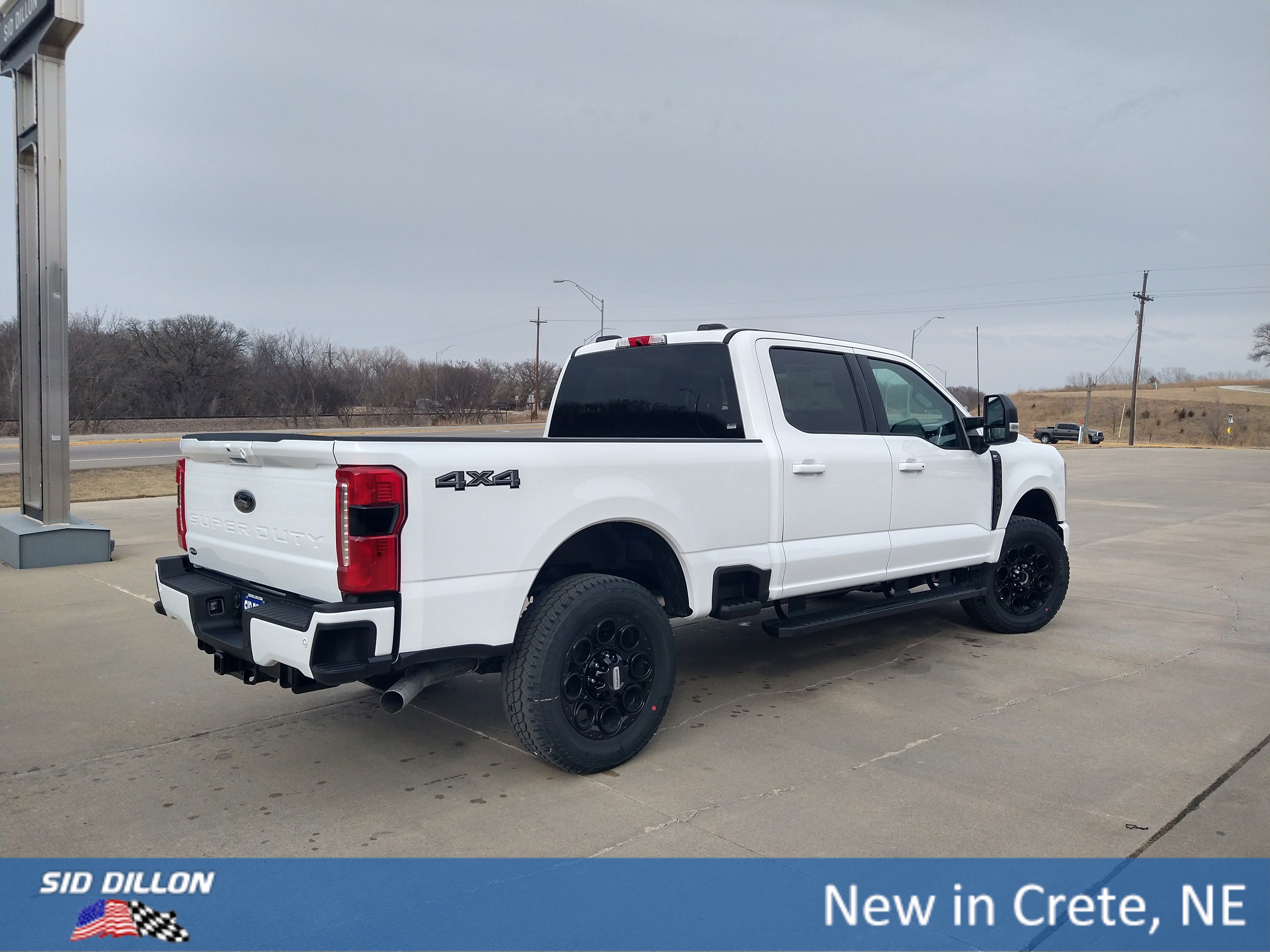 New 2026 Oxford White Ford XLT image 11