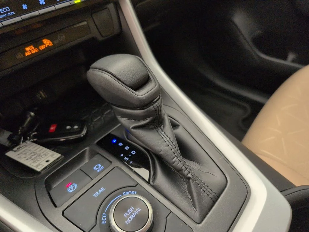 Certified Used 2025 White Toyota XLE image 28