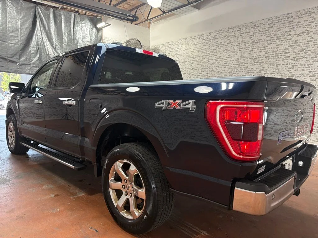 Used 2021 Blue Metallic Ford XLT image 5