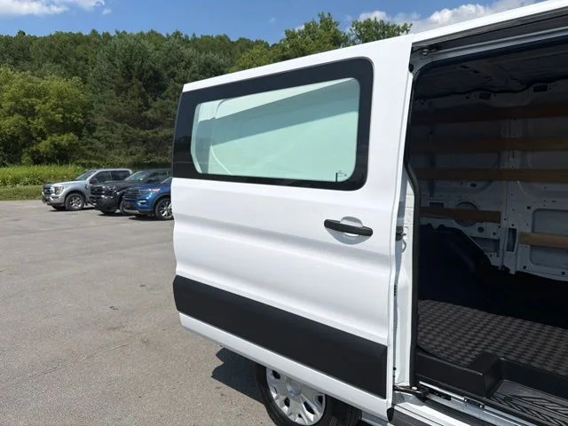 Used 2025 White Ford Base image 31