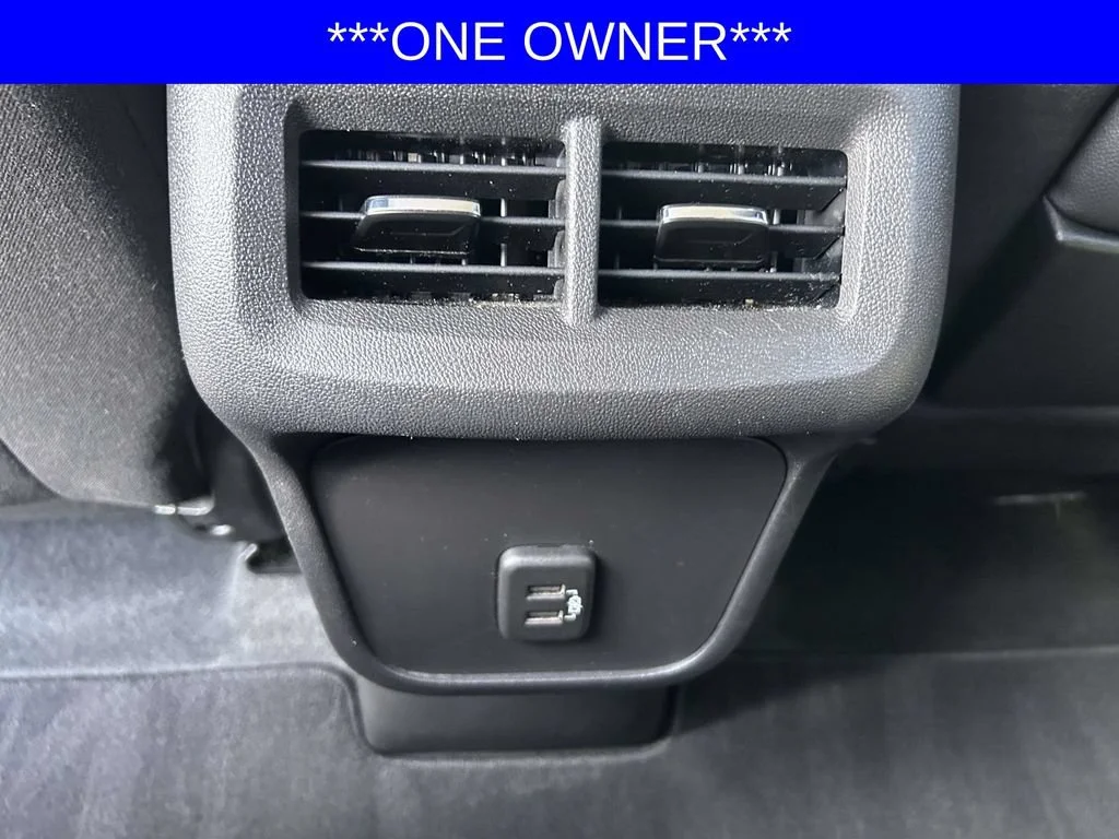 Used 2024 Riptide Metallic GMC SLE image 14