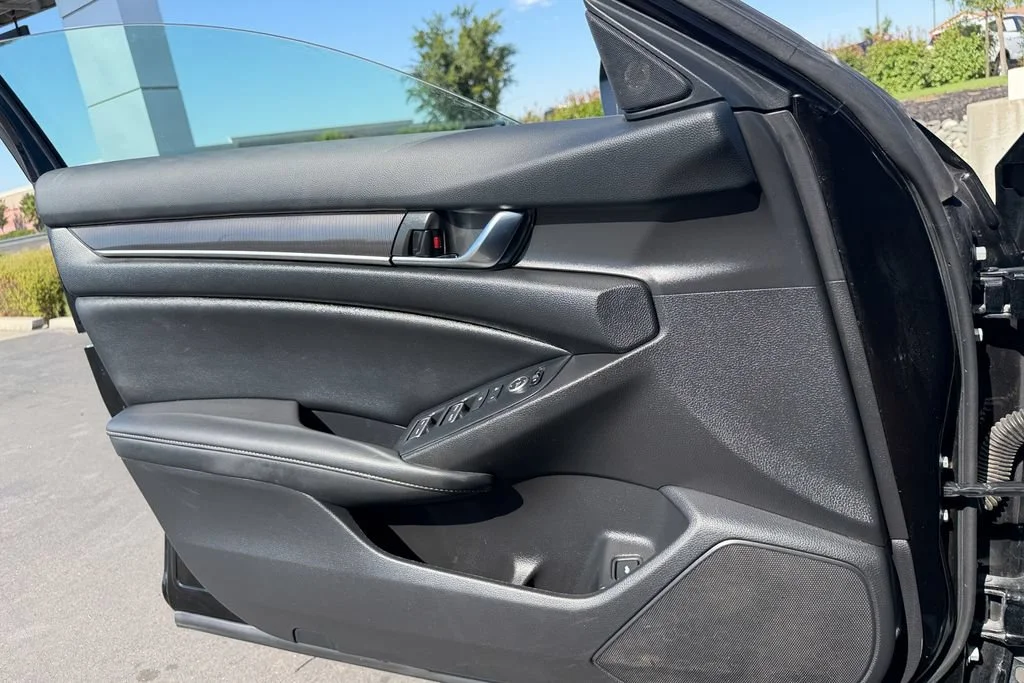 Used 2022 Black Honda Sport image 11