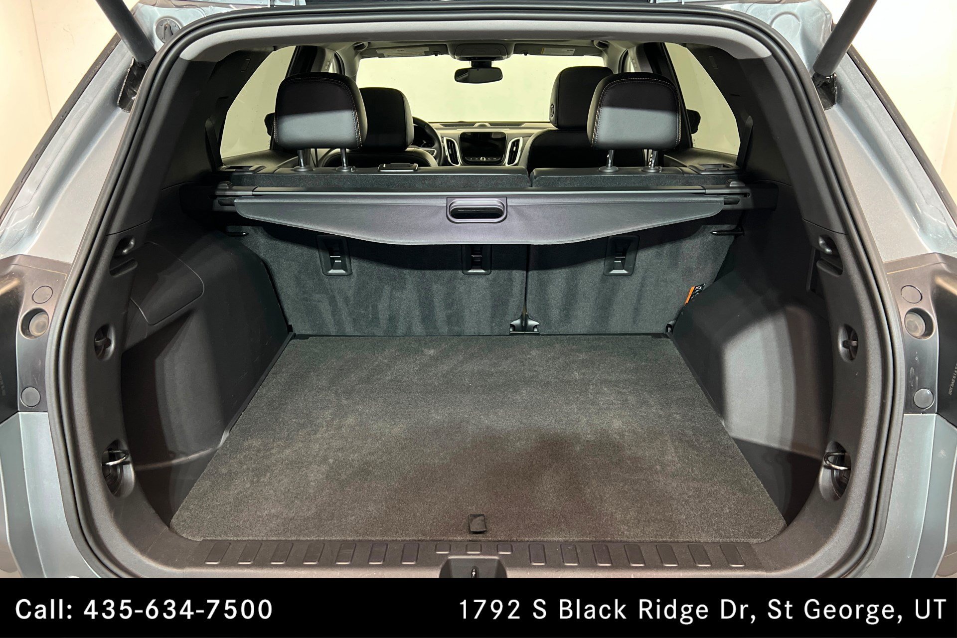 Used 2023 Sterling Gray Metallic Chevrolet Premier image 23