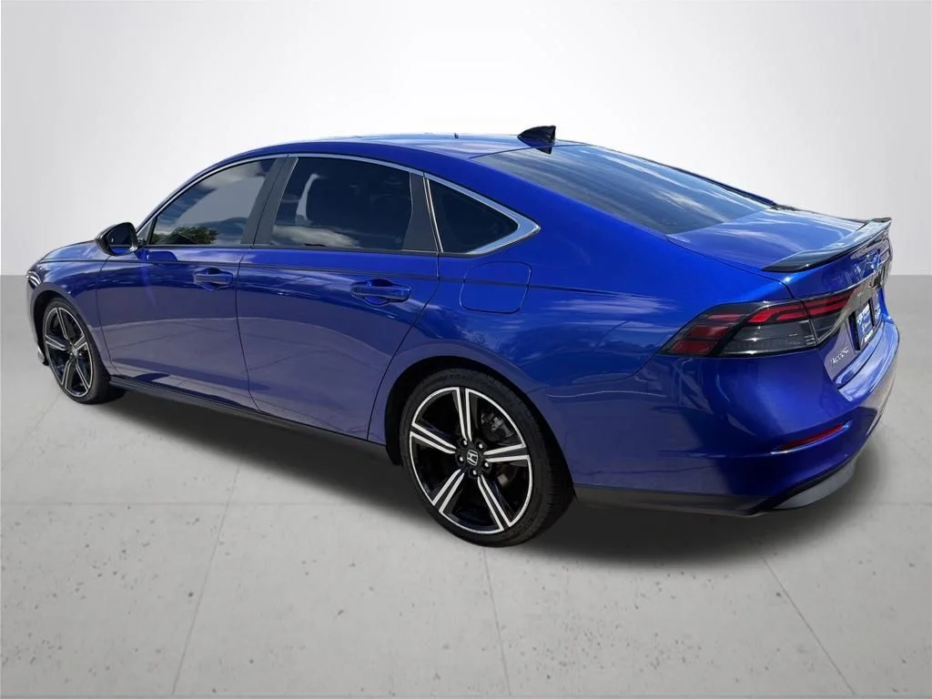 Used 2024 Blue Honda Sport image 9