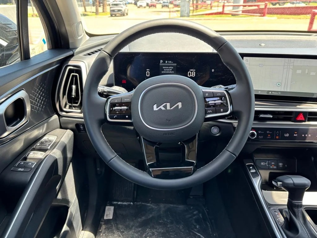 2025 Kia Sorento S - Photo 11