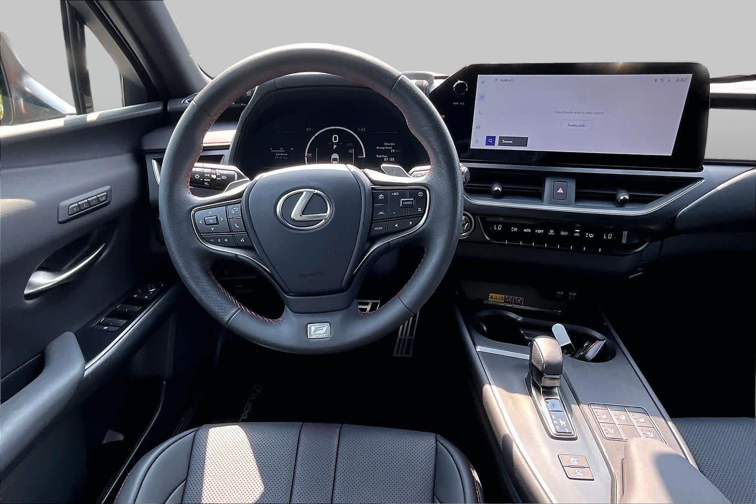 Pre-Owned 2025 Lexus UX 300h F SPORT Handling