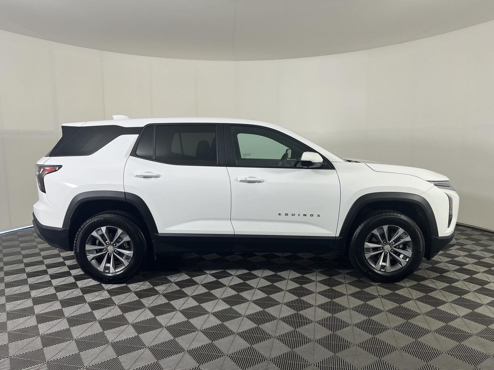 Used 2026 Summit White Chevrolet AWD LT image 2