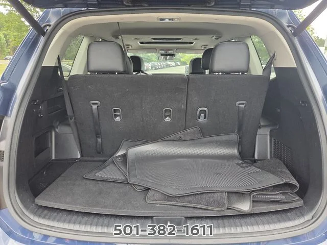 Used 2025 Black Kia S image 18