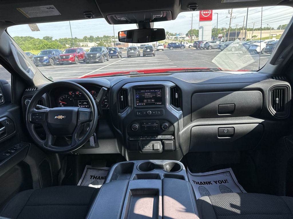 Used 2021 Red Chevrolet Custom image 10