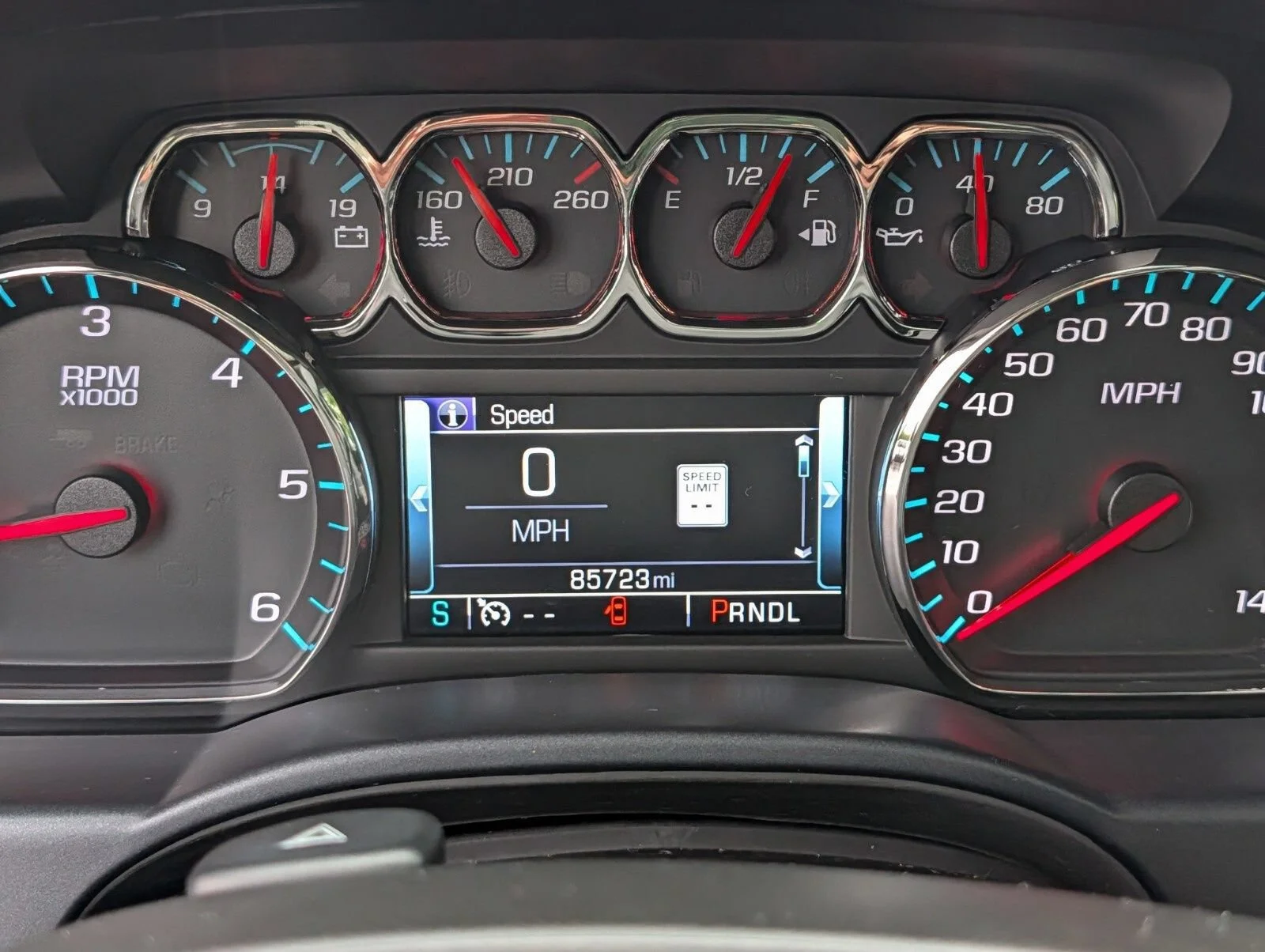 Used 2017 GRAPHITE METALLIC Chevrolet LTZ image 33