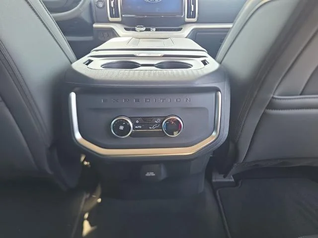 New 2026 Agate Black Metallic Ford MAX Active image 35