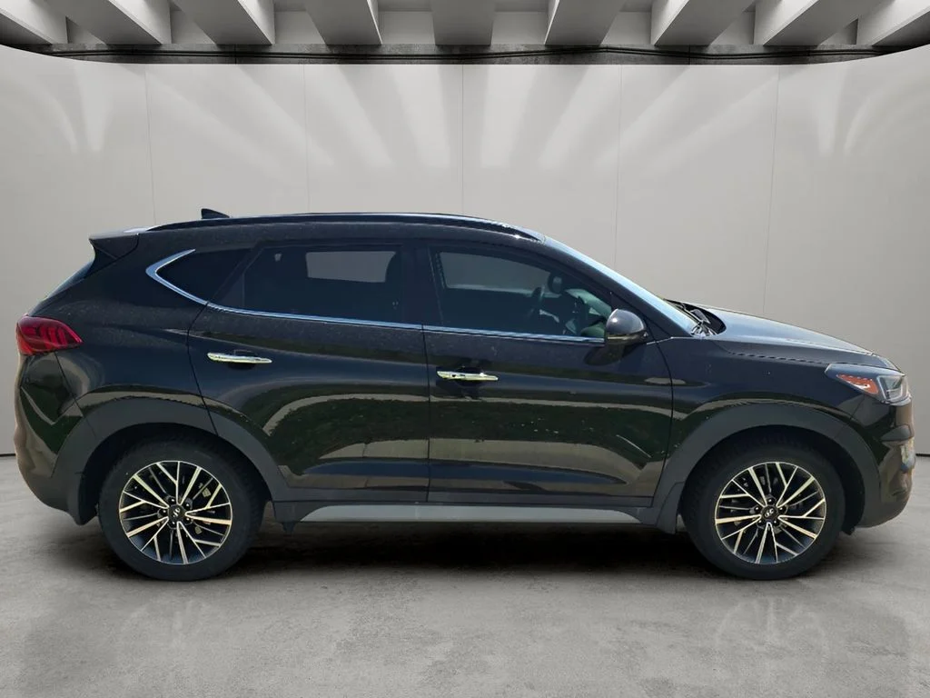 Used 2021 Black Noir Pearl Hyundai Ultimate image 6