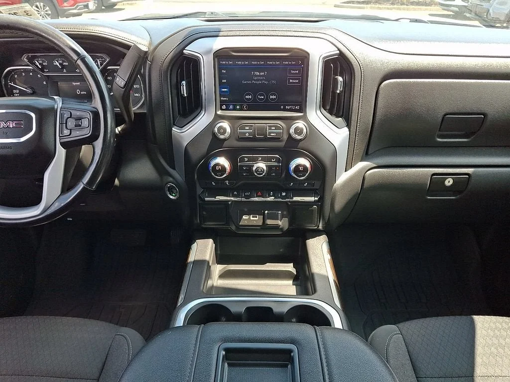 Used 2021 SUMMIT WHITE GMC Elevation image 45