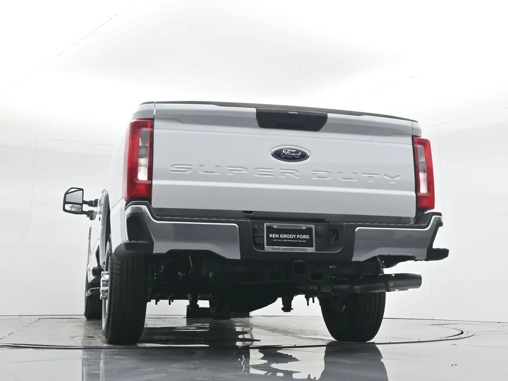 New 2026 White Ford XL image 51