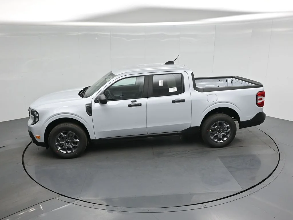 New 2026 White Ford XLT image 36