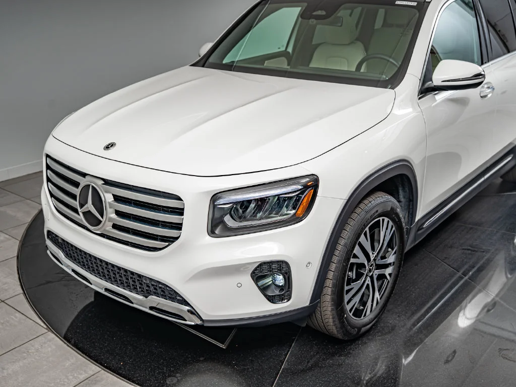 Certified Used 2026 Polar White Mercedes-Benz GLB 250 image 14