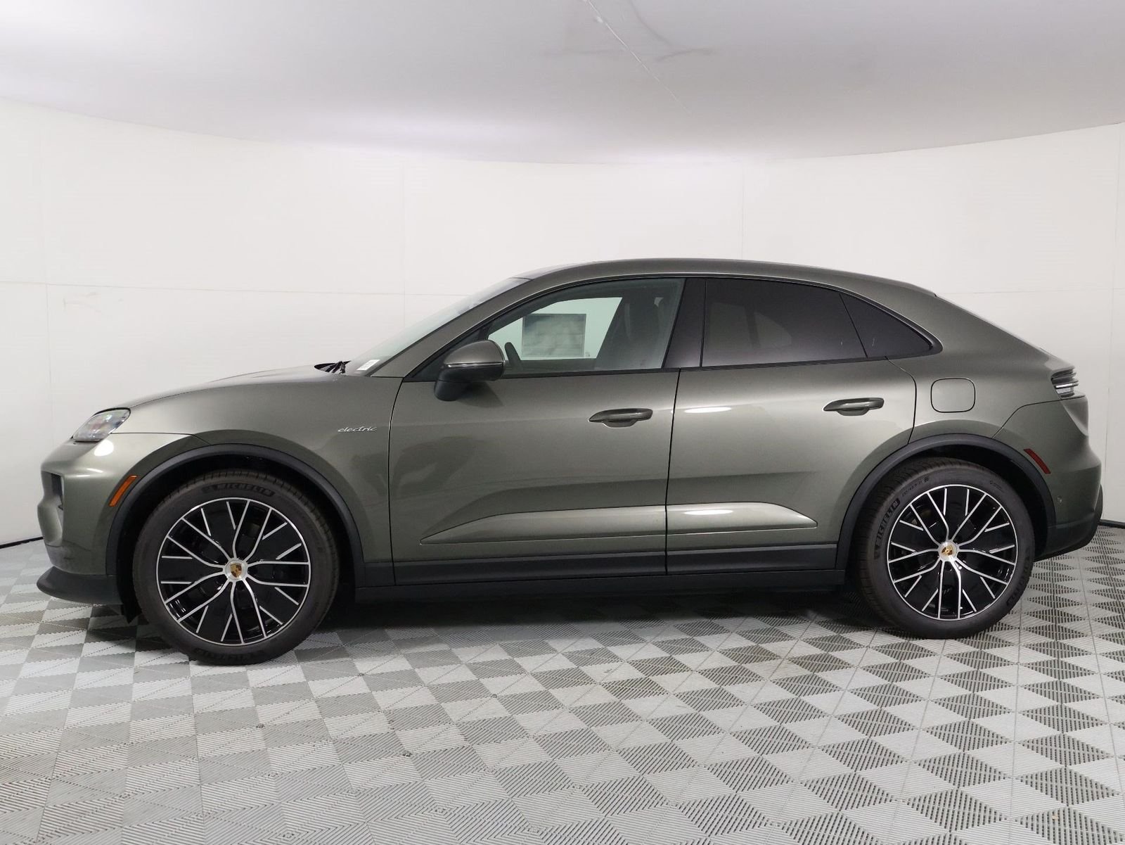 New 2026 Aventurine Green Metallic Porsche Electric image 2