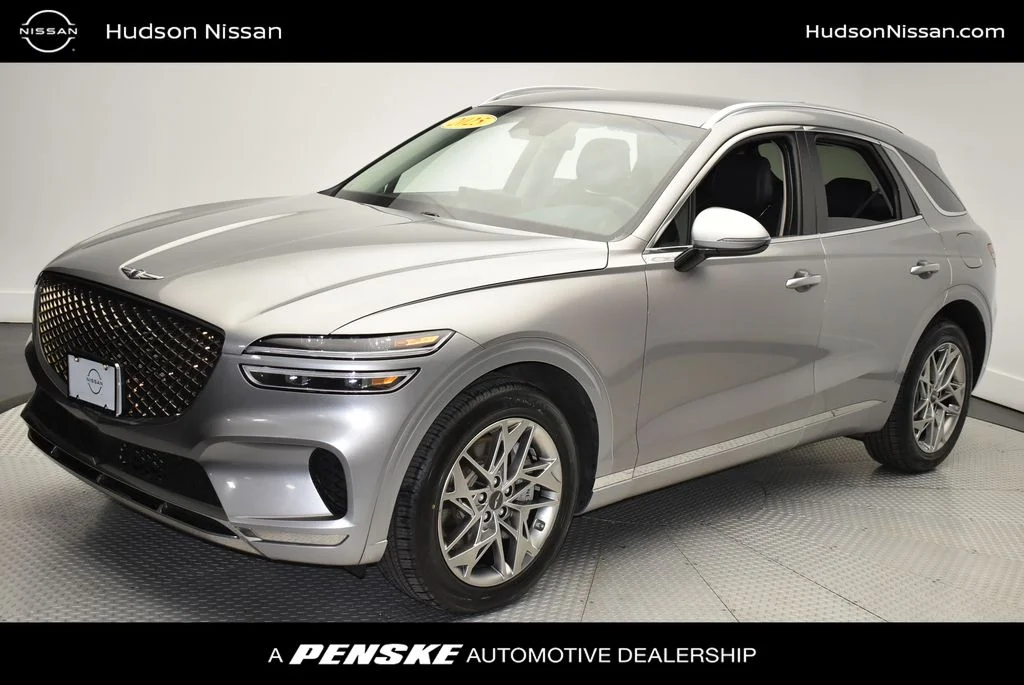 2025 GENESIS GV70