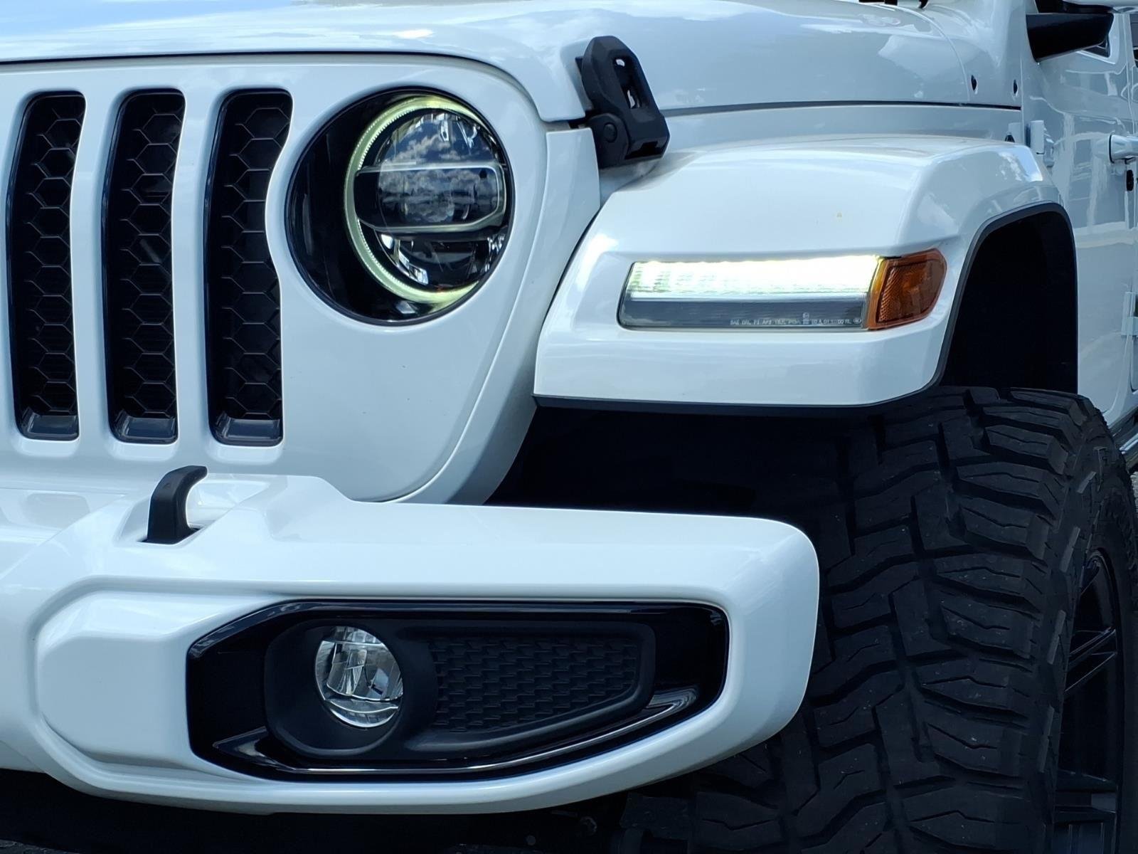 Used 2021 Bright White Clearcoat Jeep High Altitude image 15