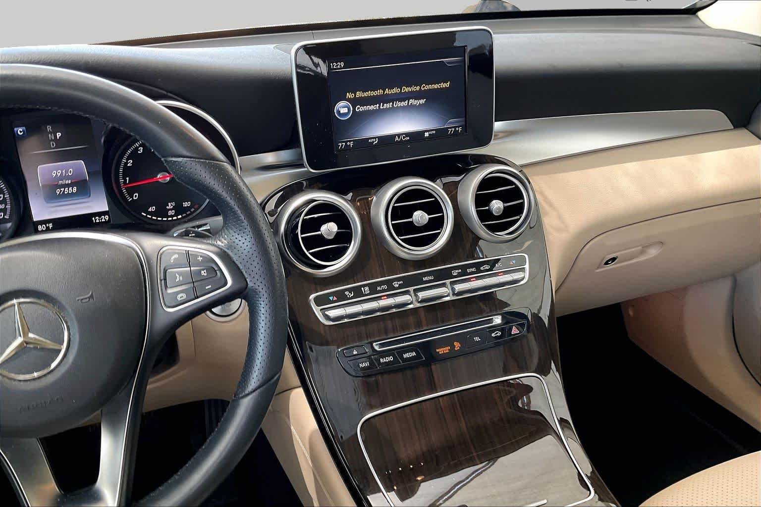 Used 2017 Diamond Silver Metallic Mercedes-Benz GLC 300 image 7