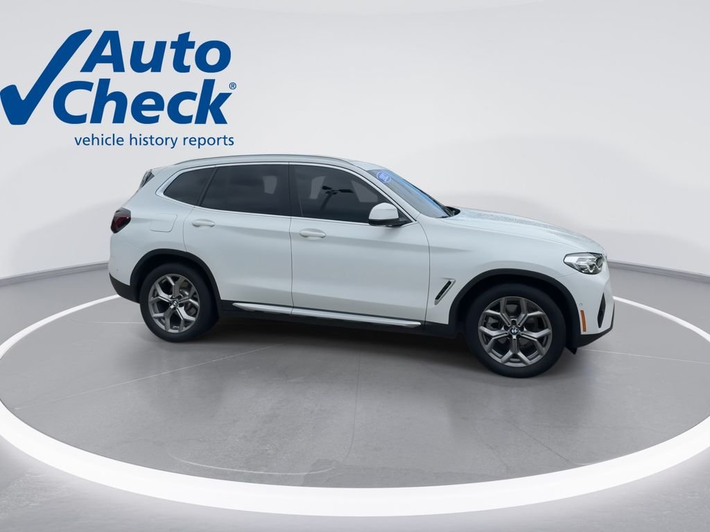 Used 2023 Alpine White BMW sDrive30i image 9