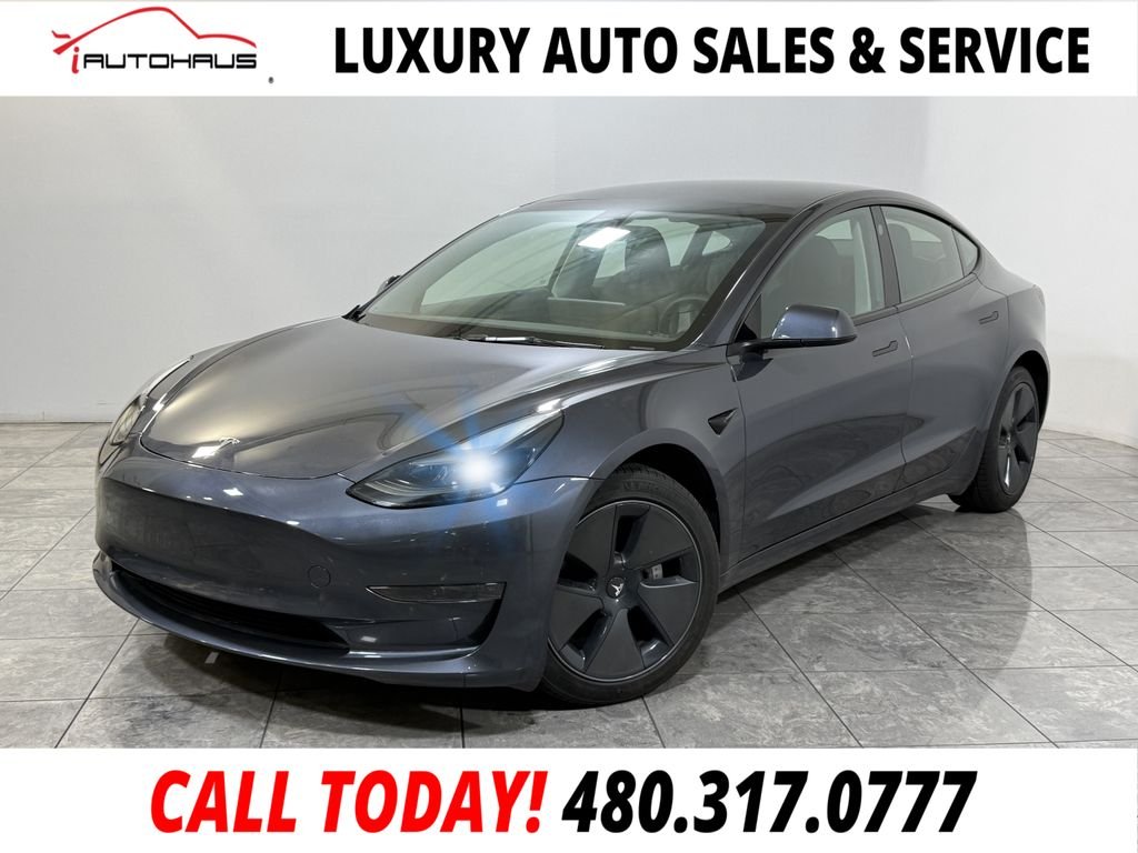 2023 Tesla Model 3 -'s photo