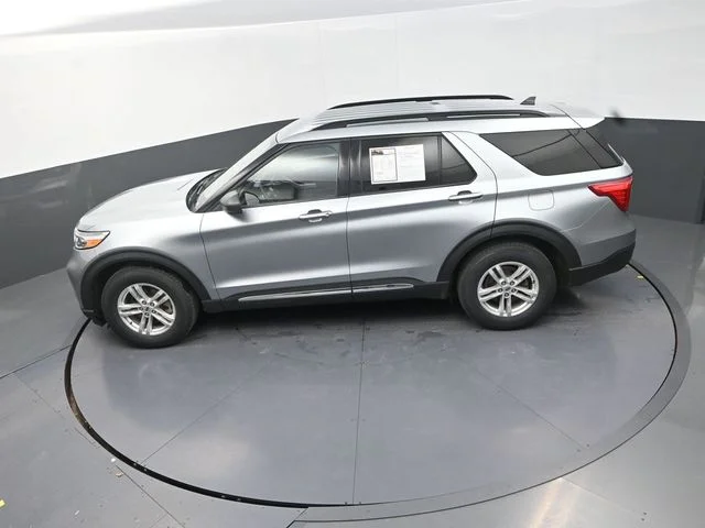 Used 2024 Silver Ford XLT image 14