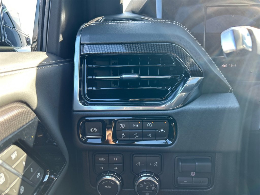 2026 GMC YUKON XL - Image 18