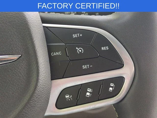 Used 2023 Black Chrysler Touring L image 20