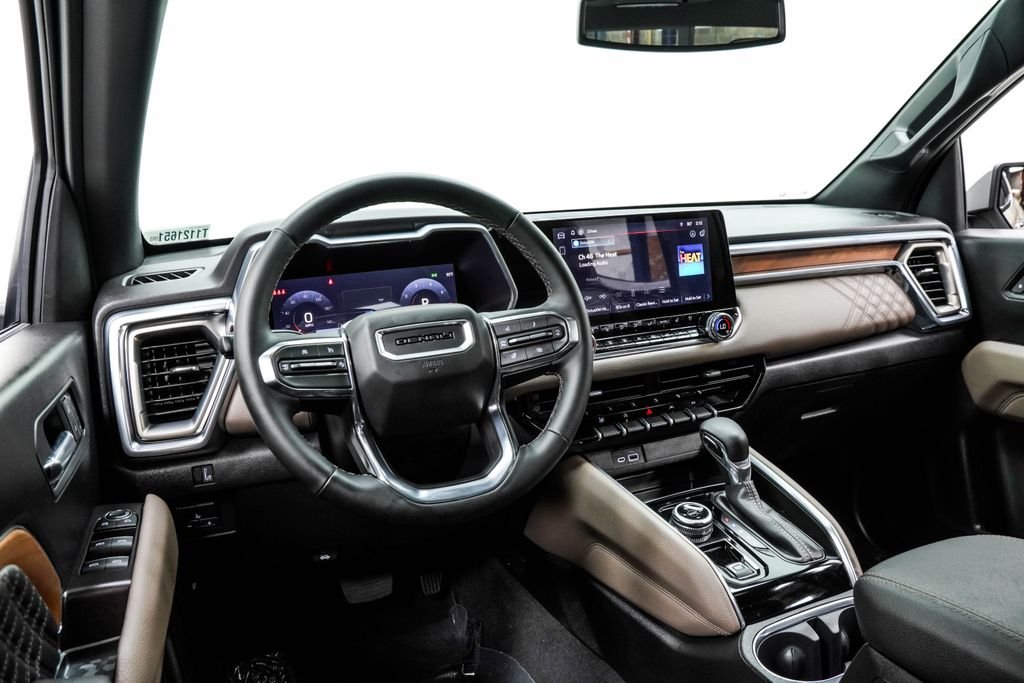 Used 2026 Beige GMC Denali image 5