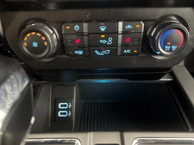 Used 2018 Silver Ford XLT image 16