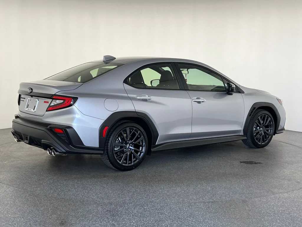 New 2026 ICE SILVER METALLIC Subaru Base image 4