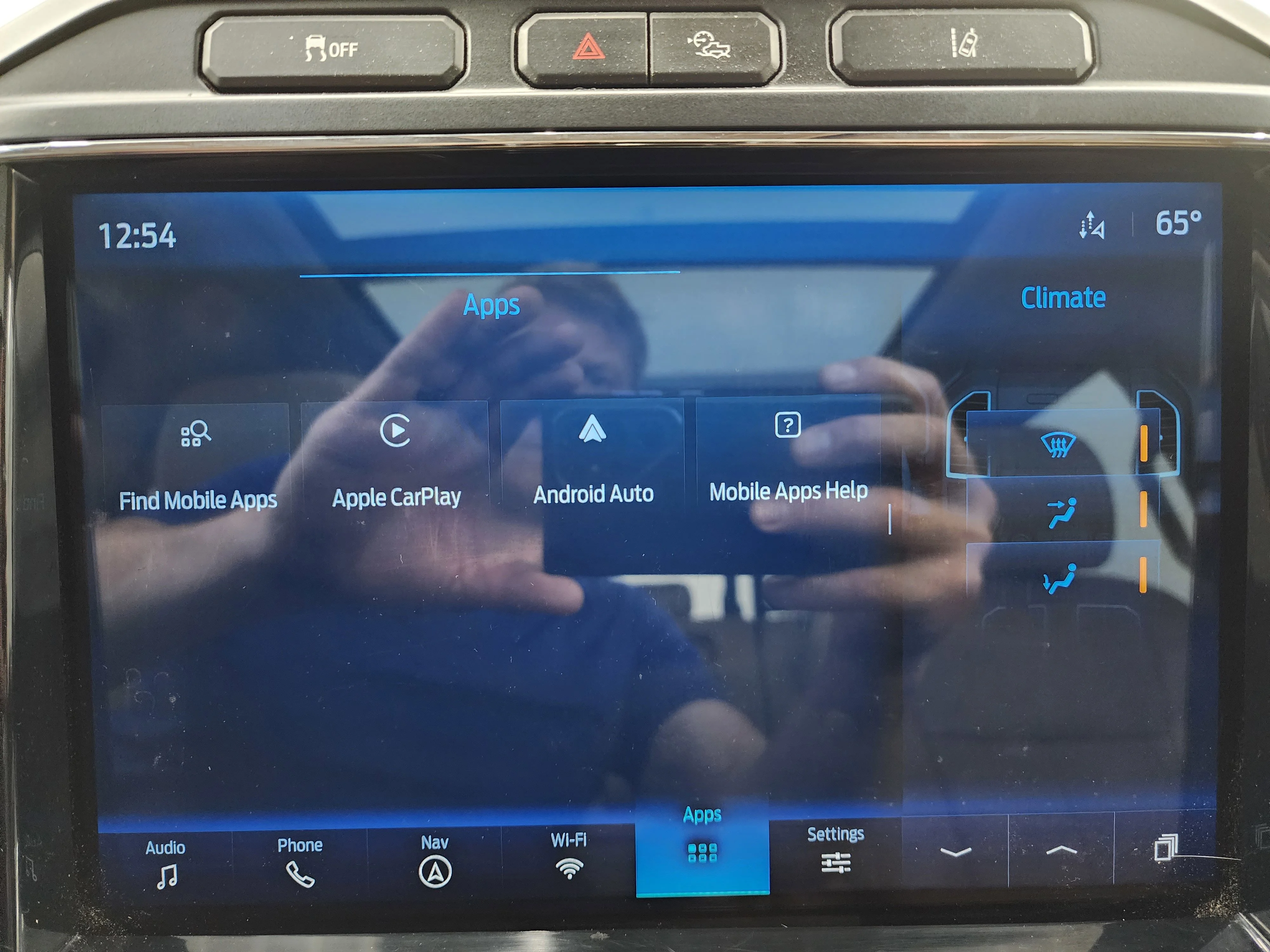 Used 2022 Agate Black Metallic Ford Lariat image 54