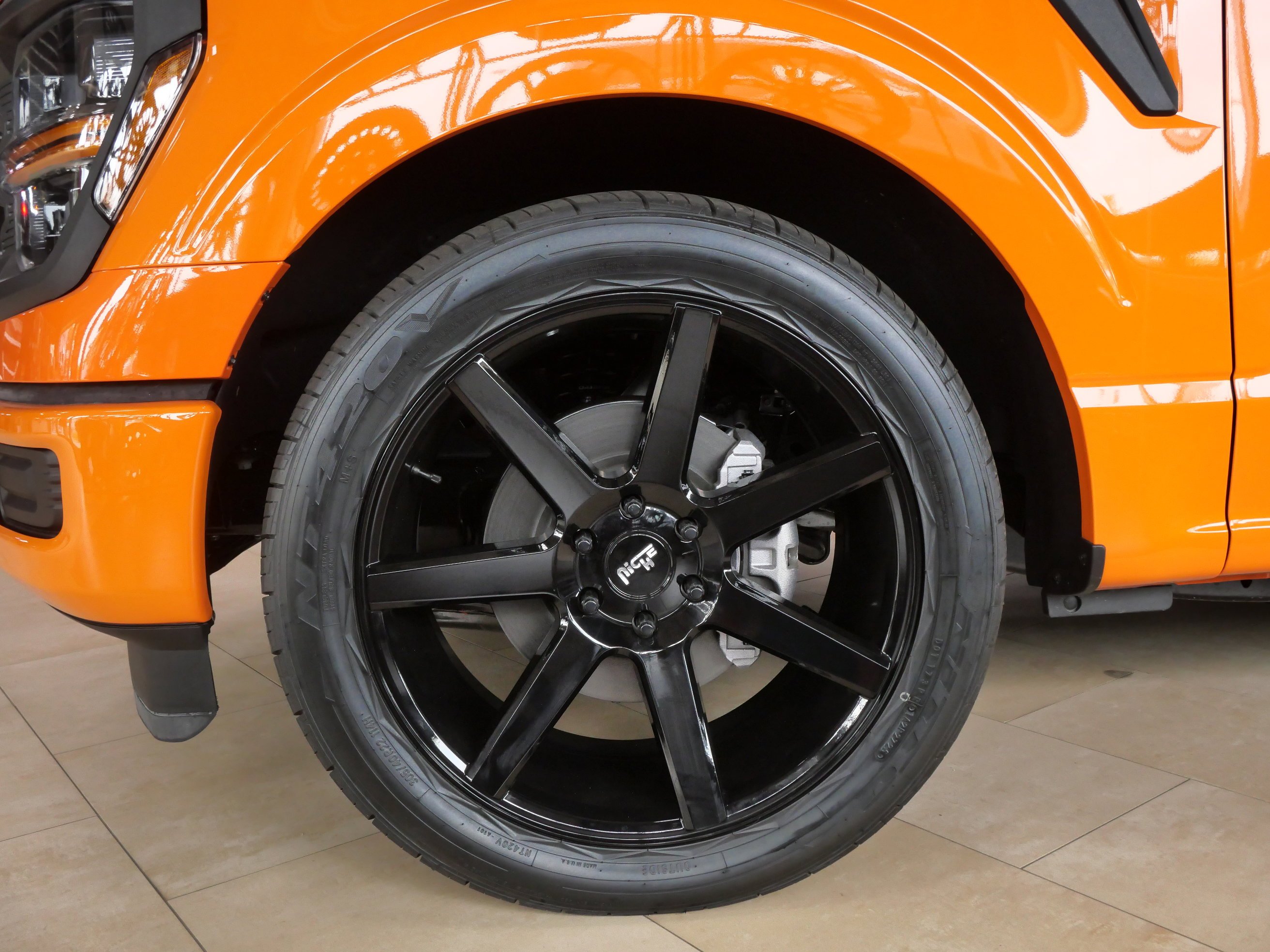 Used 2025 Orange Ford XL Sleeper image 8