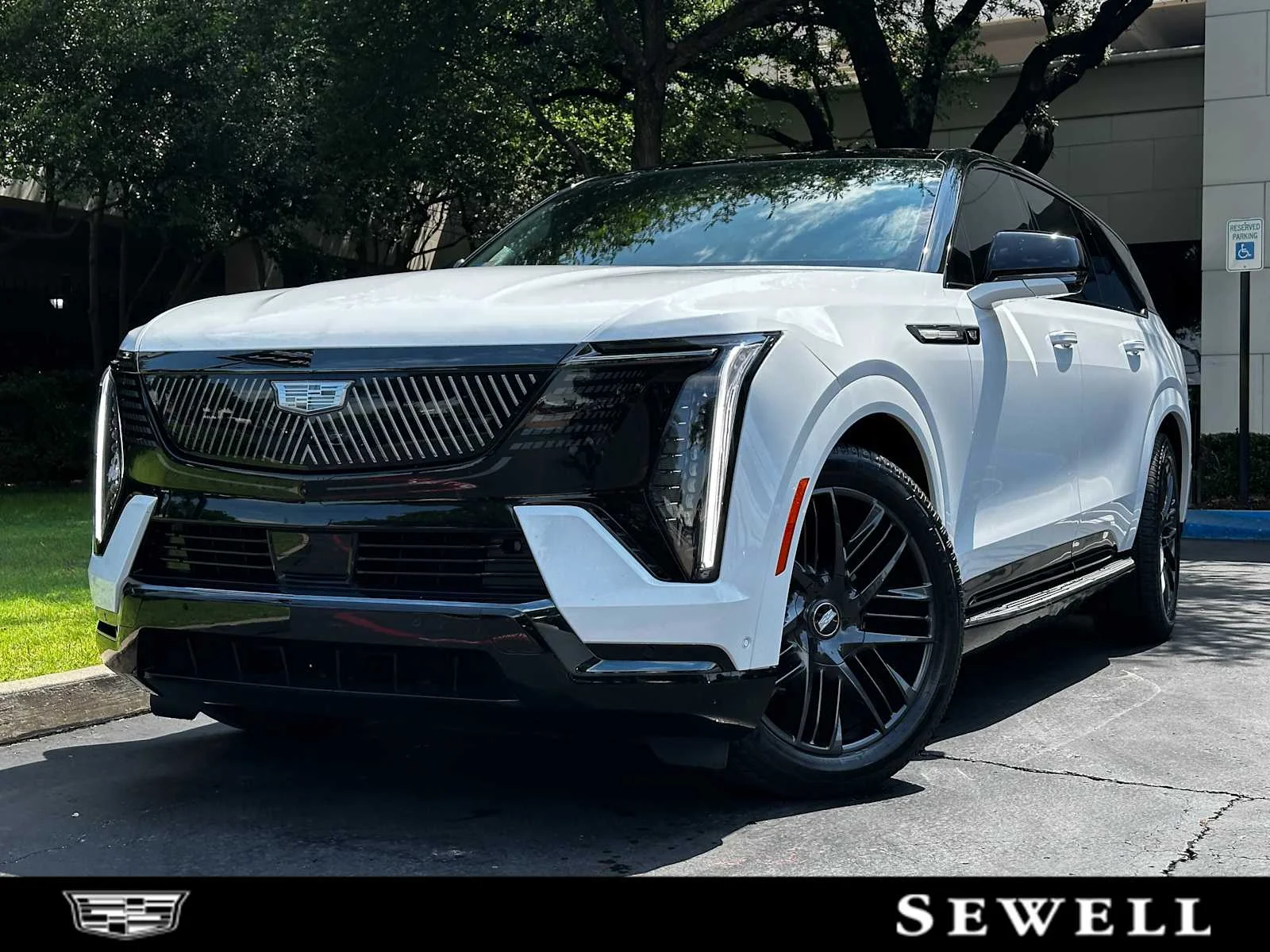 2025 Cadillac Escalade IQ Sport 2 AWD's photo