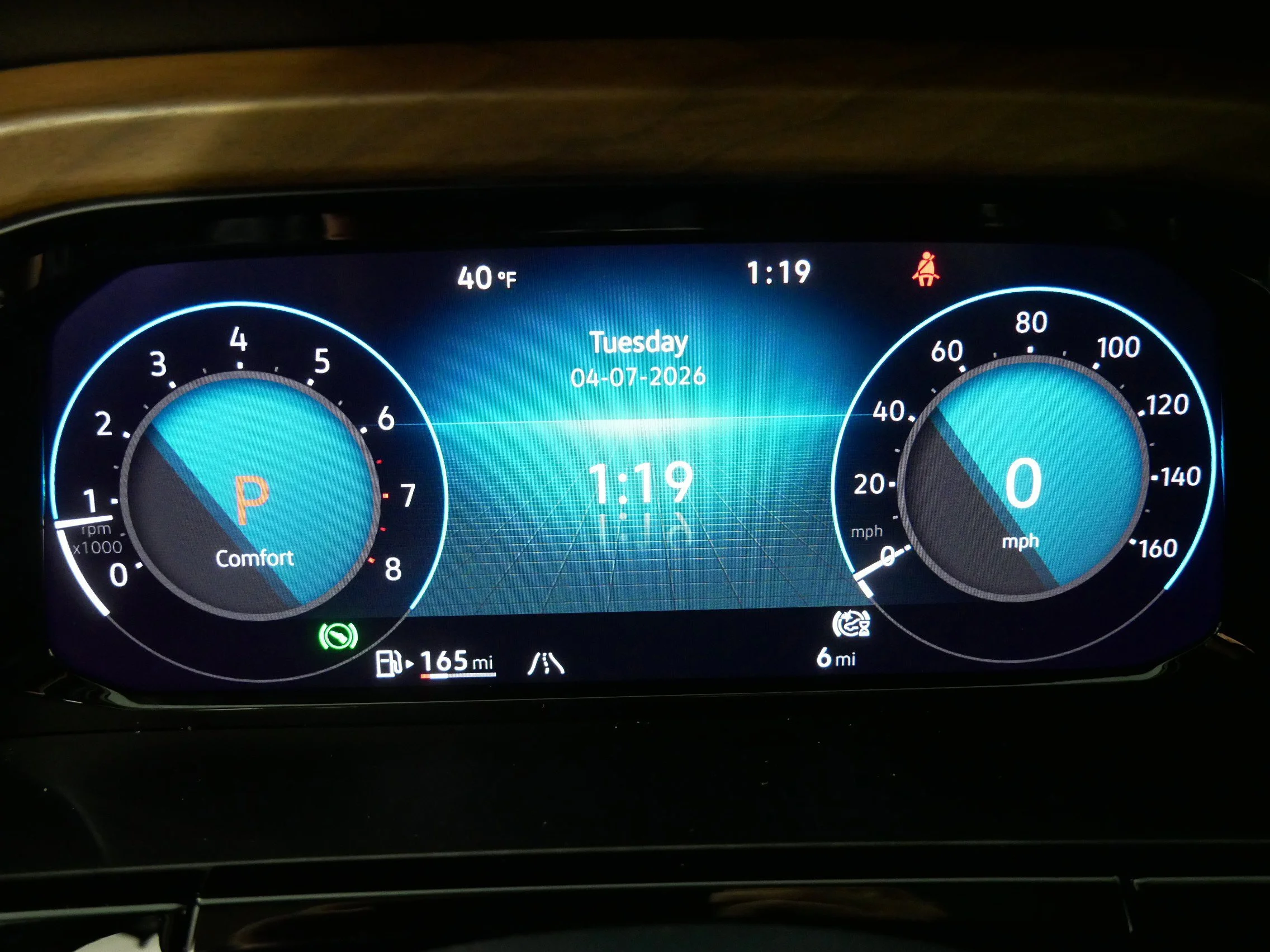 New 2026 Silver Mist Metallic Volkswagen 2.0T SE w/Technology image 22