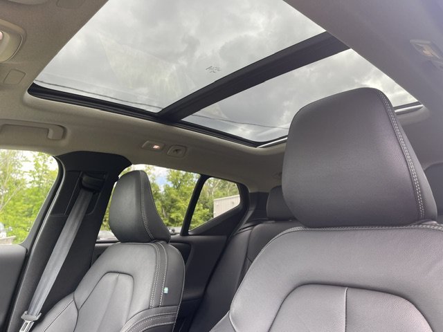 Used 2024 Black Volvo  image 7