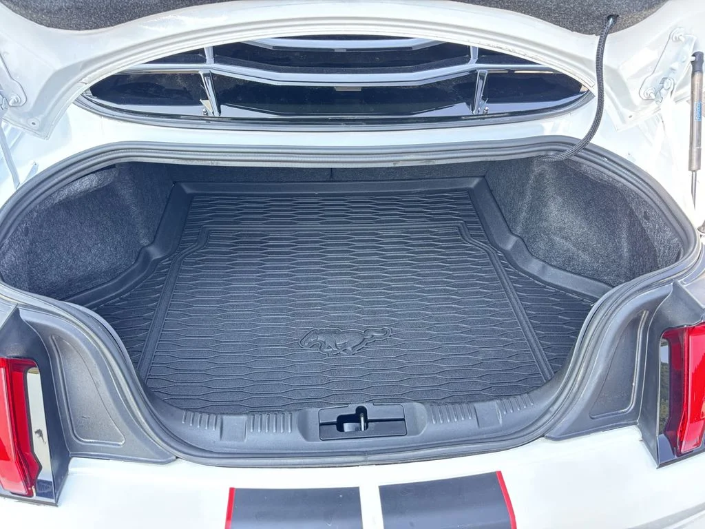 Used 2021 White Ford EcoBoost image 20
