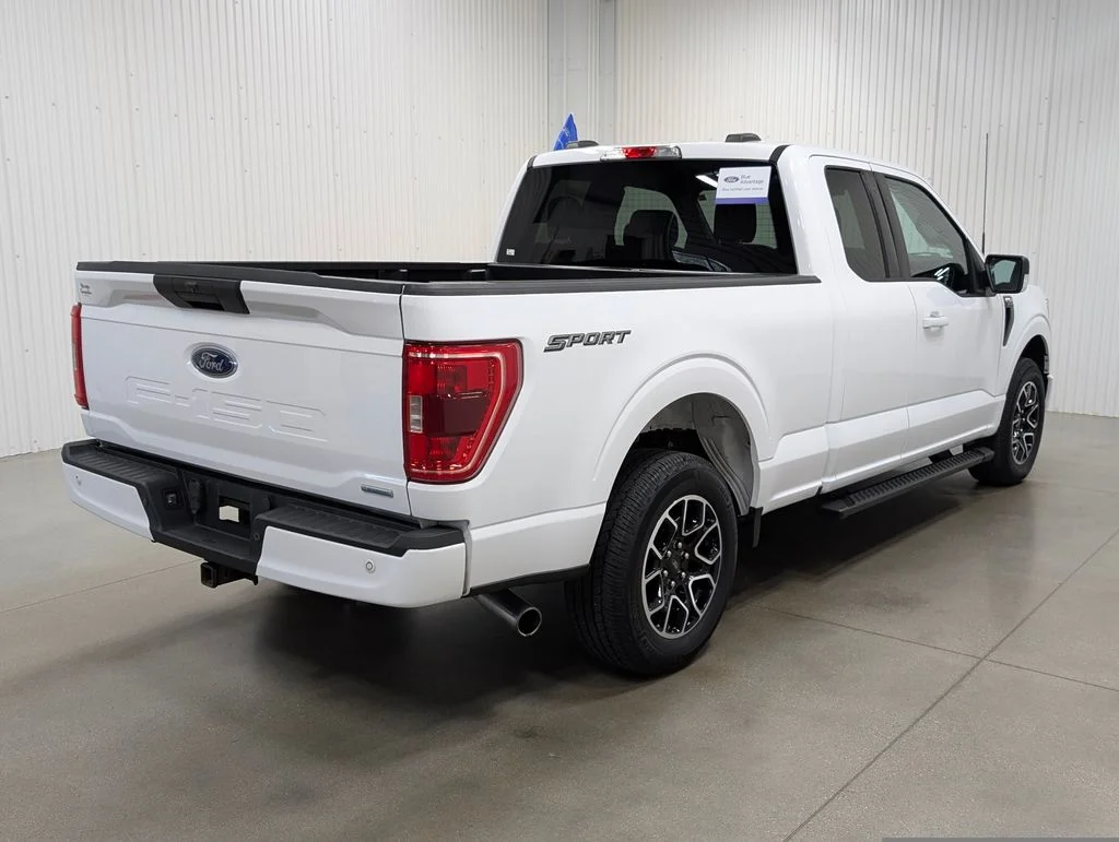 Certified Used 2021 Oxford White Ford XLT image 20